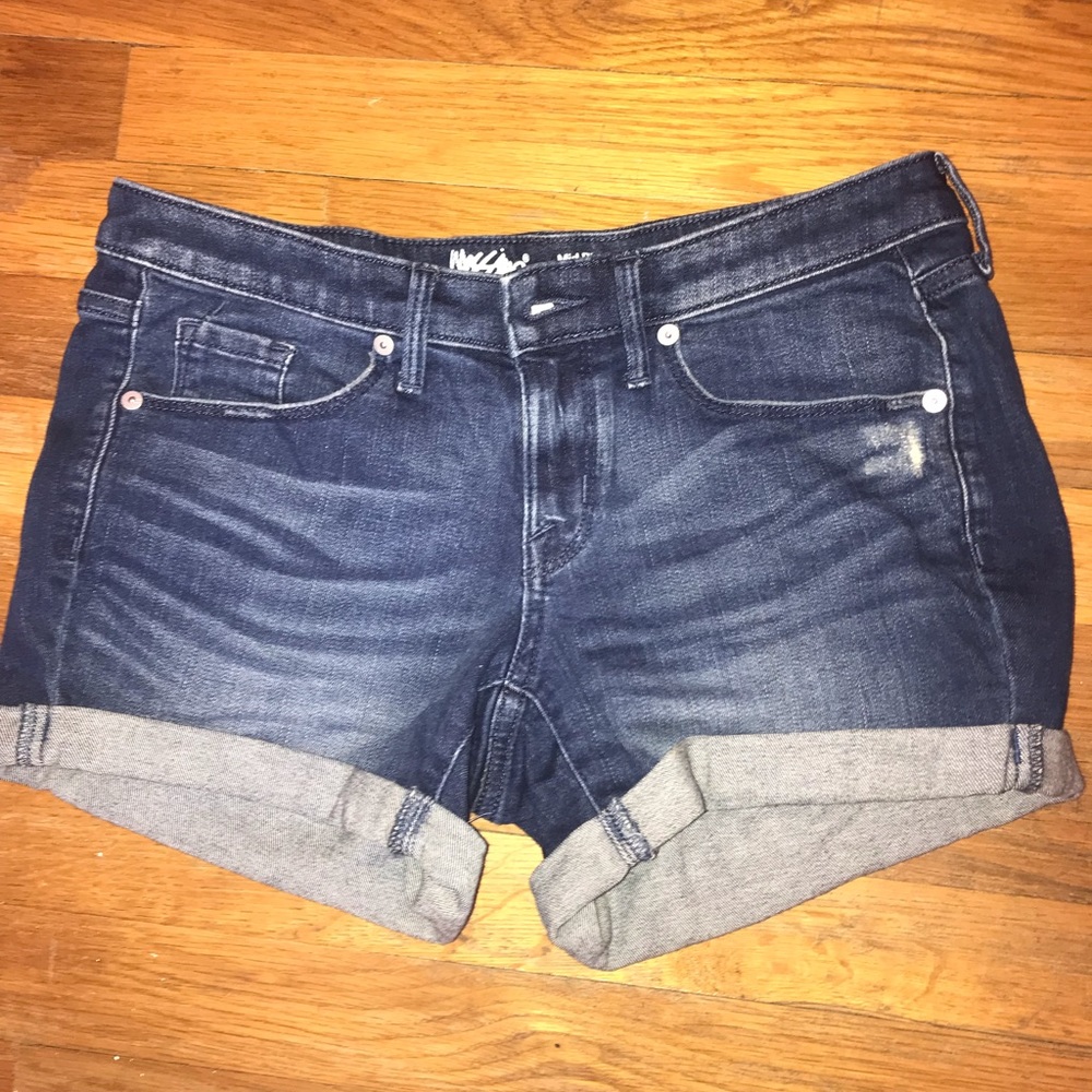 Denim Mid-Rise Shorts Cuffed
